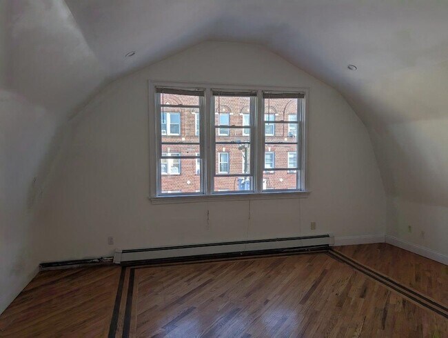 Building Photo - 63 Van Reypen St