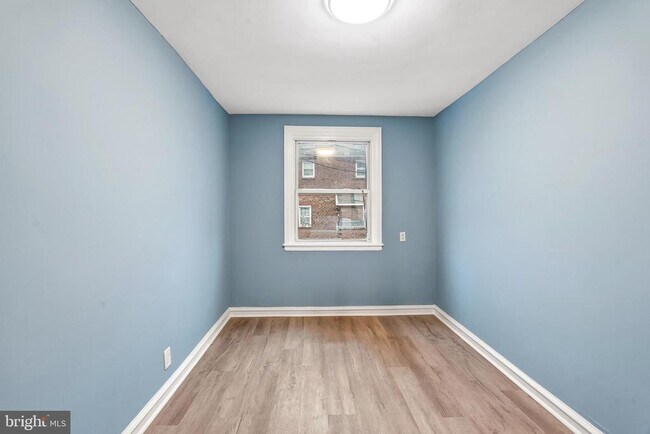 Building Photo - 7318 Frontenac St