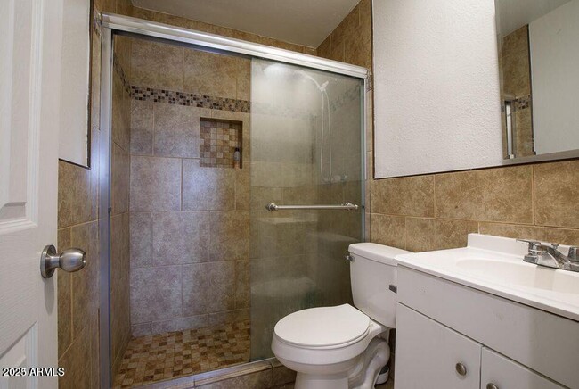 Building Photo - 3307 N 59th Ave