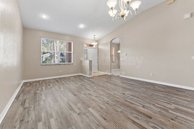 Building Photo - 11709 Holly Creek Dr