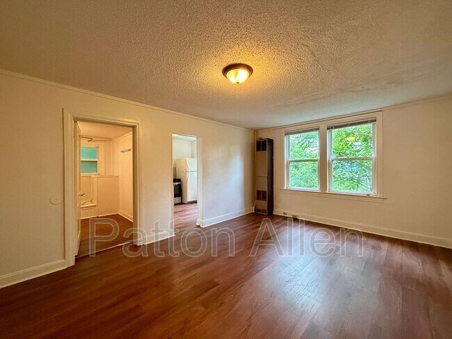 Building Photo - 37 Skyview Pl