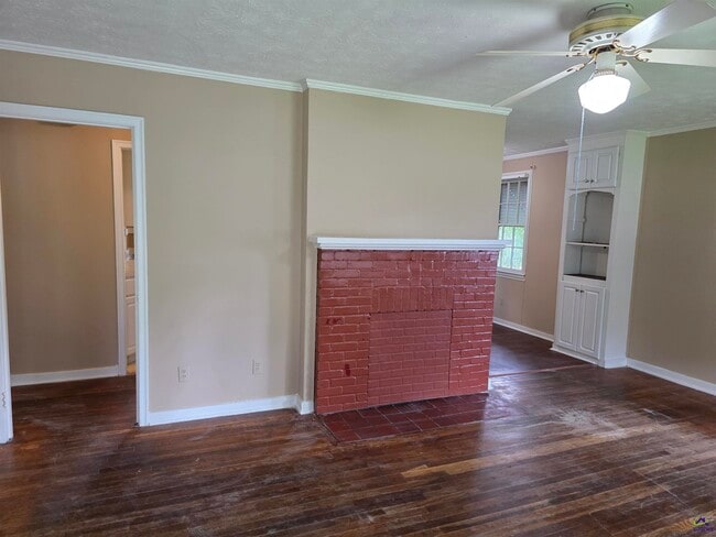 Building Photo - 114 Northview Ave