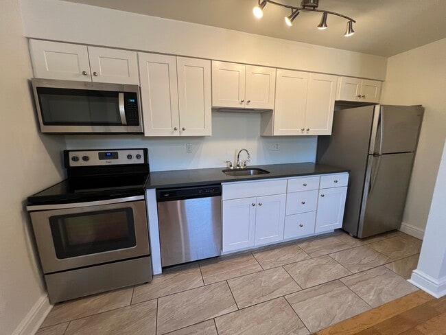 7528#12 - Penn Avenue Properties