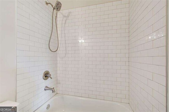 Building Photo - 1240 Oakland Terrace SW