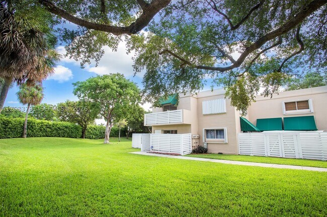 Building Photo - 14378 SW 96th Terrace