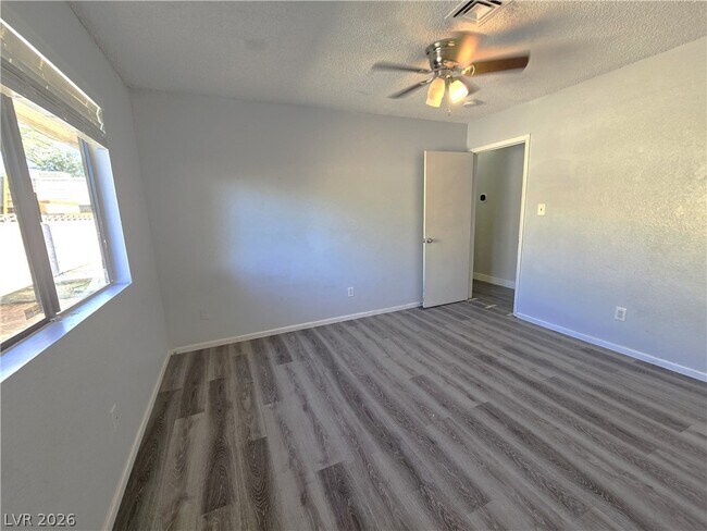 Building Photo - 5805 Trent Ave