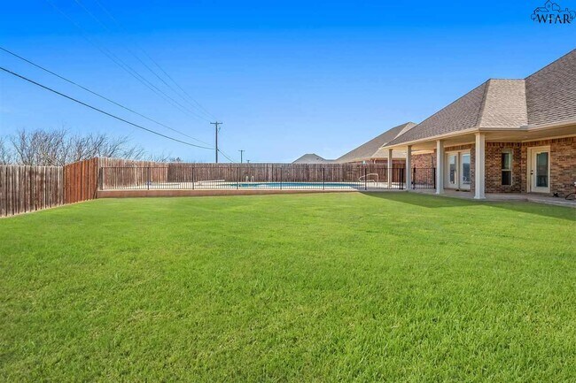 Building Photo - 2308 W Rathgeber Rd