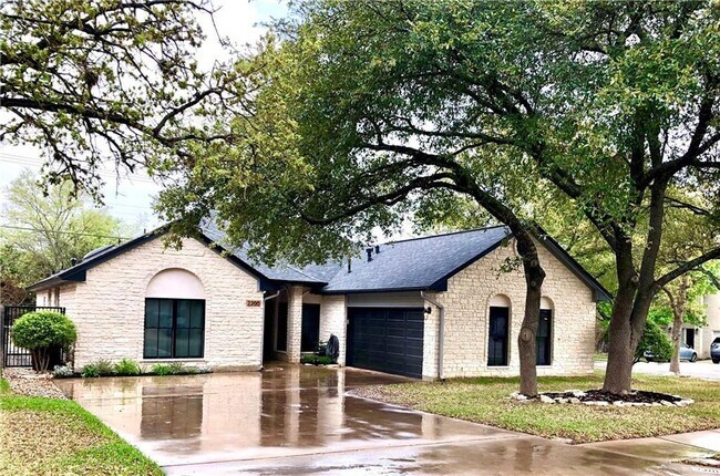 Primary Photo - 2200 Falcon Dr