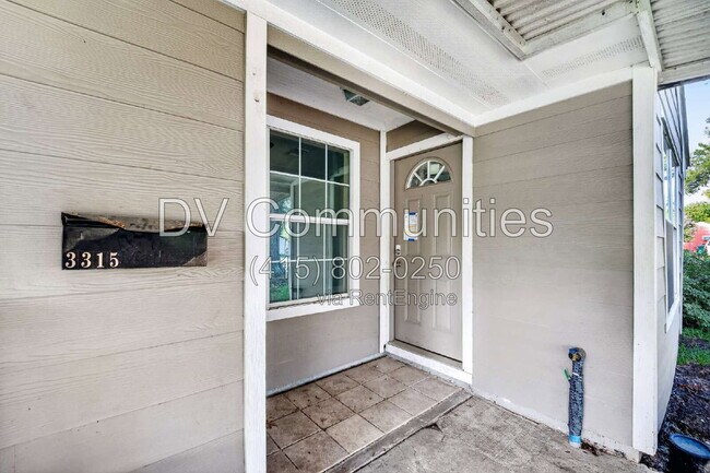 Building Photo - 3315 Bond St