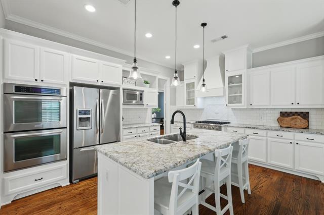 Building Photo - 9008 Cypress Creek Rd