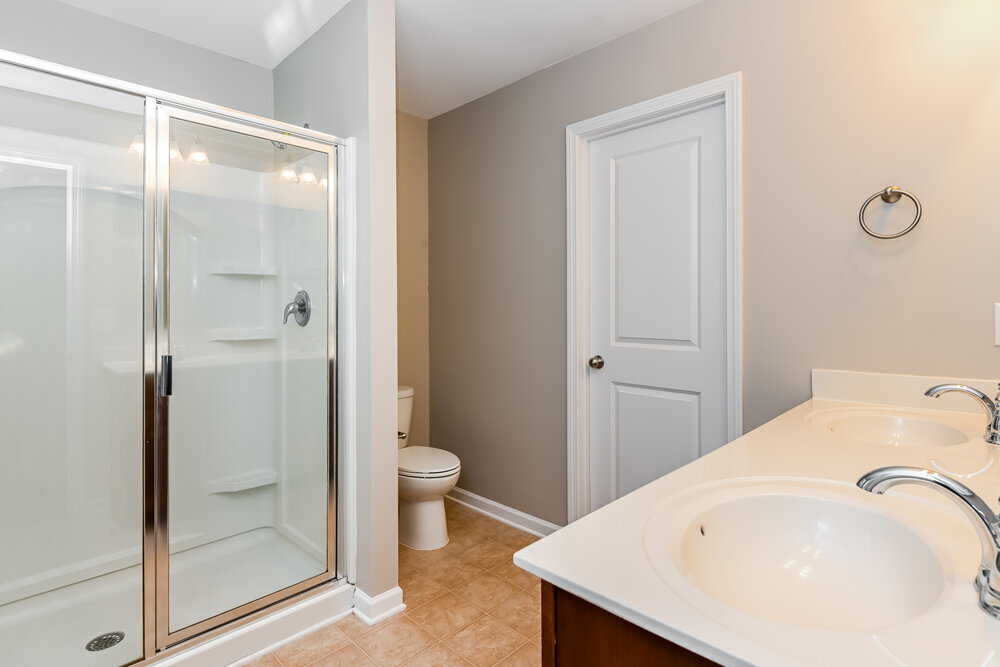 Building Photo - 3343 Saddlebrook Dr