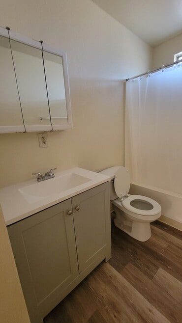 Building Photo - 15549 Barranca Way