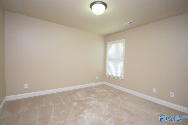 Building Photo - 239 Healey Dr