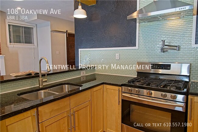 Building Photo - 108 Oakview Ave