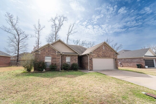 Building Photo - 1315 Alex St