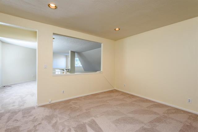 Building Photo - 46 Cove Ln