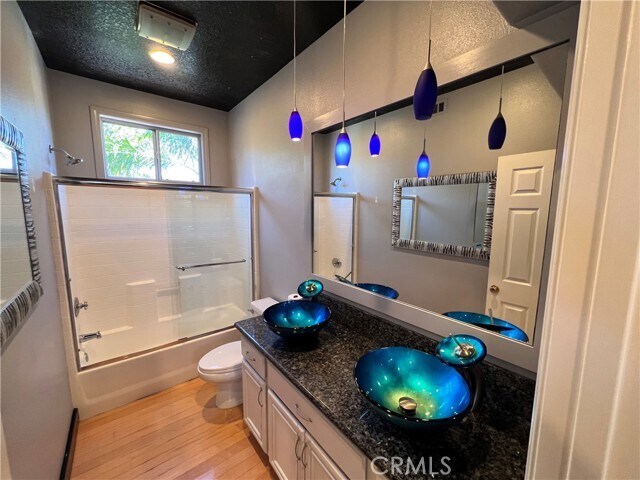 Building Photo - 28038 Via De Costa