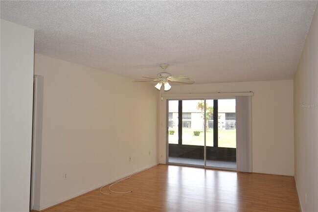 Building Photo - 5154 Turquoise Ln