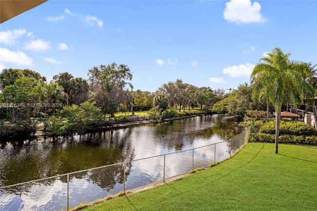 Building Photo - 500 NW 24th Ave