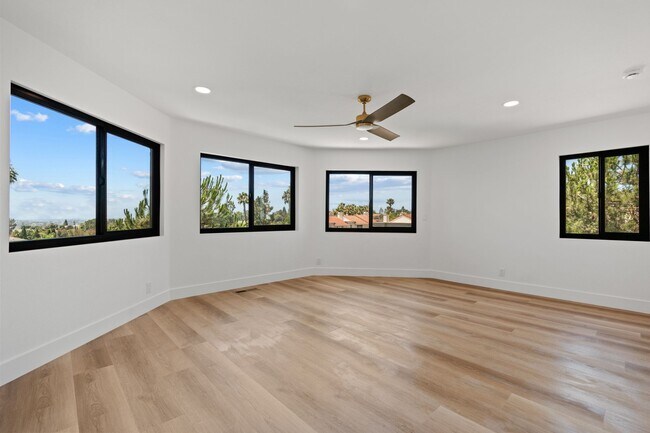 Building Photo - 6803 El Fuerte St