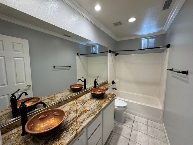 Building Photo - Beautiful 4Bd/2.5Ba Home in Aliso Viejo!