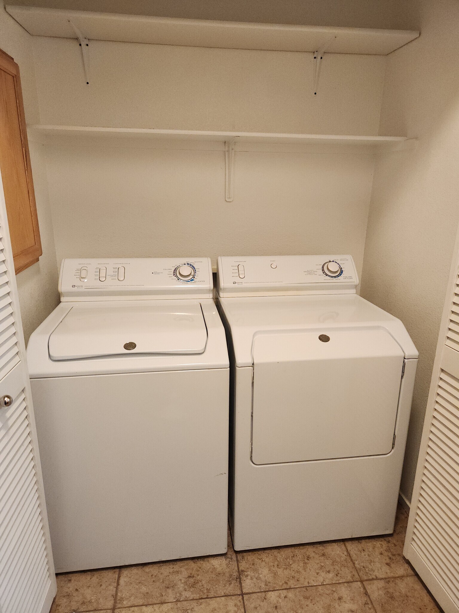 Building Photo - 4458 Yellow Harbor St