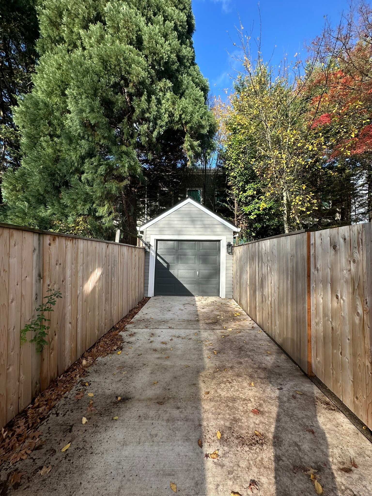 Building Photo - 5325 NE Flanders St