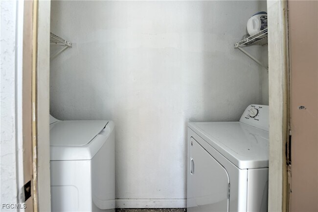 Building Photo - 13615 Eagle Ridge Dr
