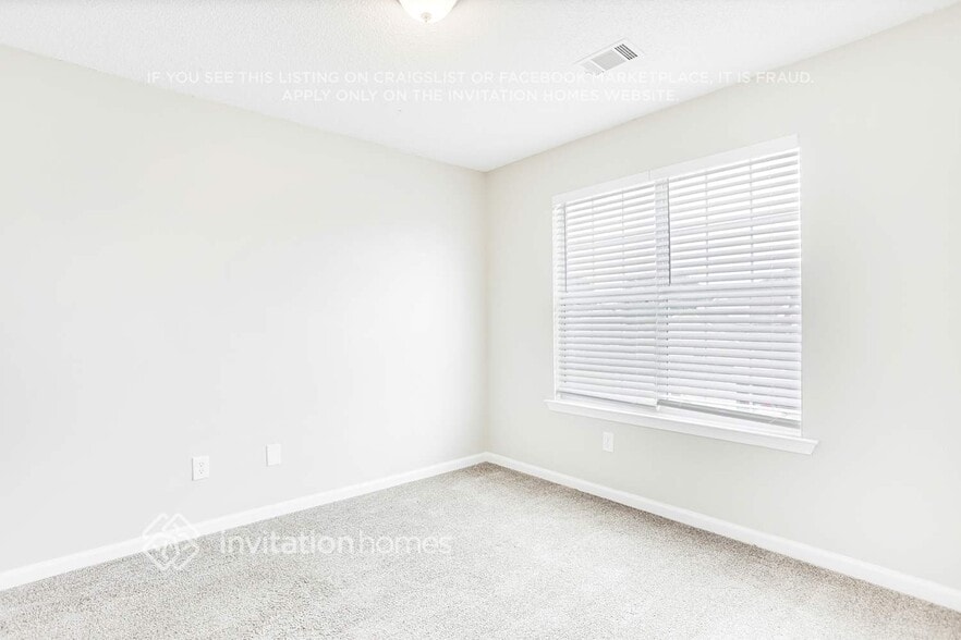 Building Photo - 430 Gresham Dr