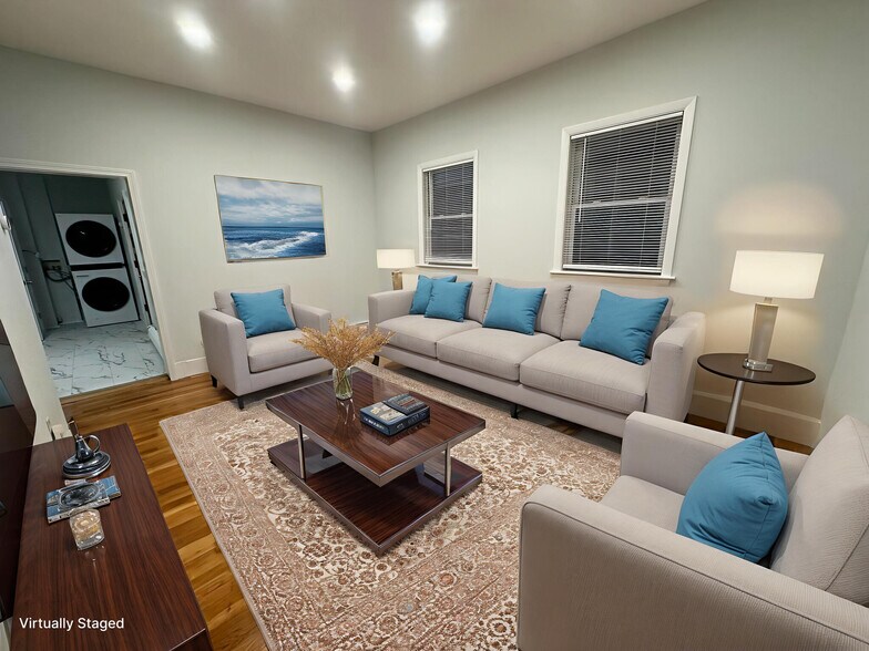 Building Photo - 258 Lexington St