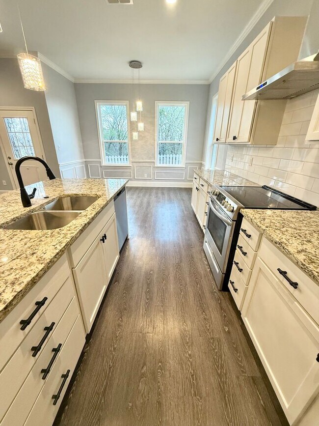 Building Photo - Elegant 4-bedroom in Bullard Creek Ranch!
