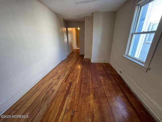 Building Photo - 110 Rector St