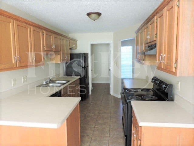 Building Photo - 7469 Midnight Cove
