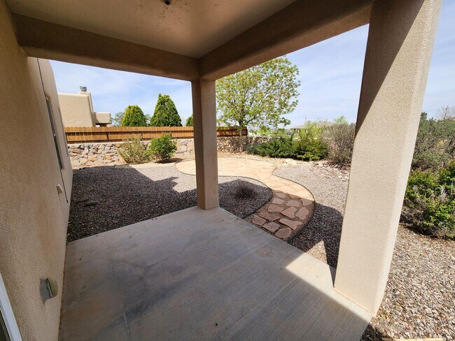 Building Photo - 5859 Habanero Dr