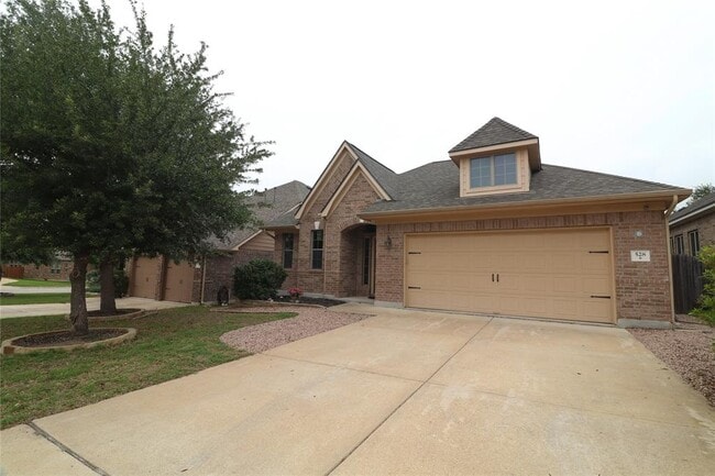 Building Photo - 528 Loma Cedro Bend