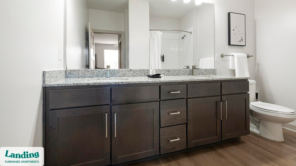 Building Photo - 340 W 25th St