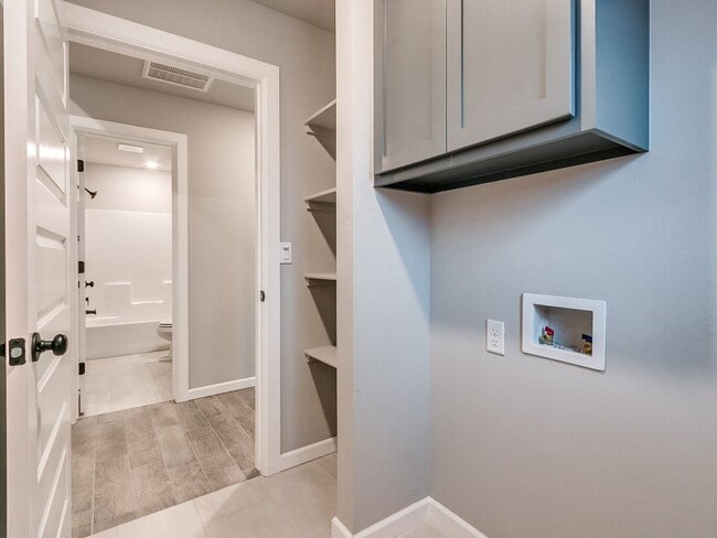 Building Photo - 1ST MONTH FREE