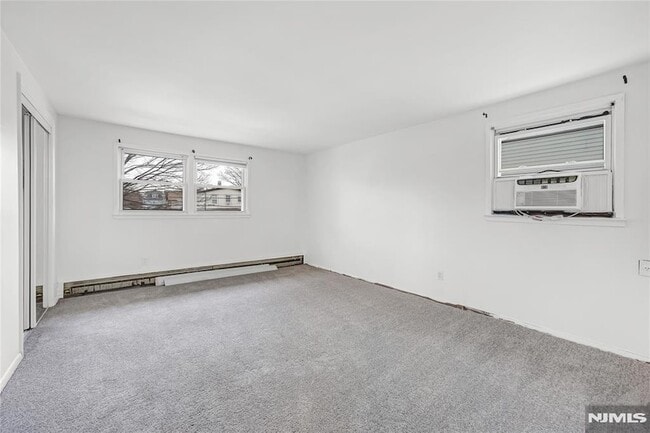 Building Photo - 38 Washington Ave