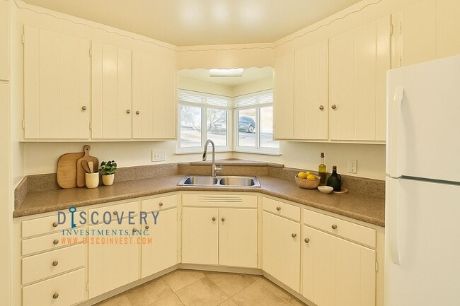 Building Photo - El Cerrito Contemporary Mid-Century 3 Bedr...