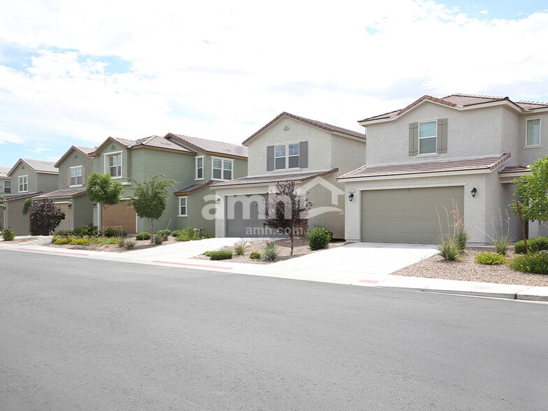Building Photo - 8185 Inhibition Ct