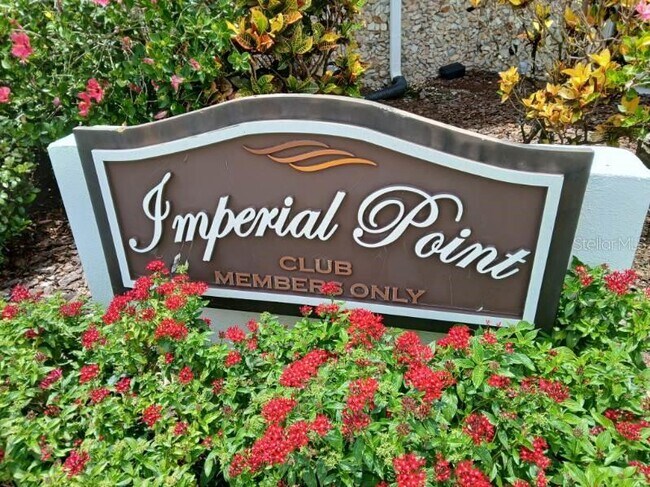 Building Photo - 10350 Imperial Point Dr W