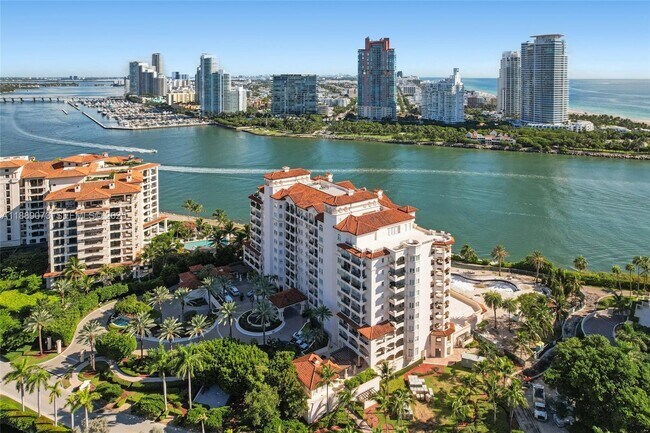 Building Photo - 7133 Fisher Island Dr