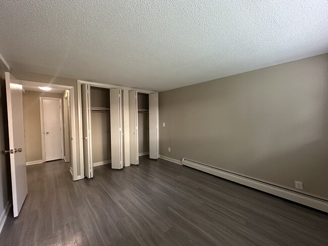 Building Photo - 375 Harvard St