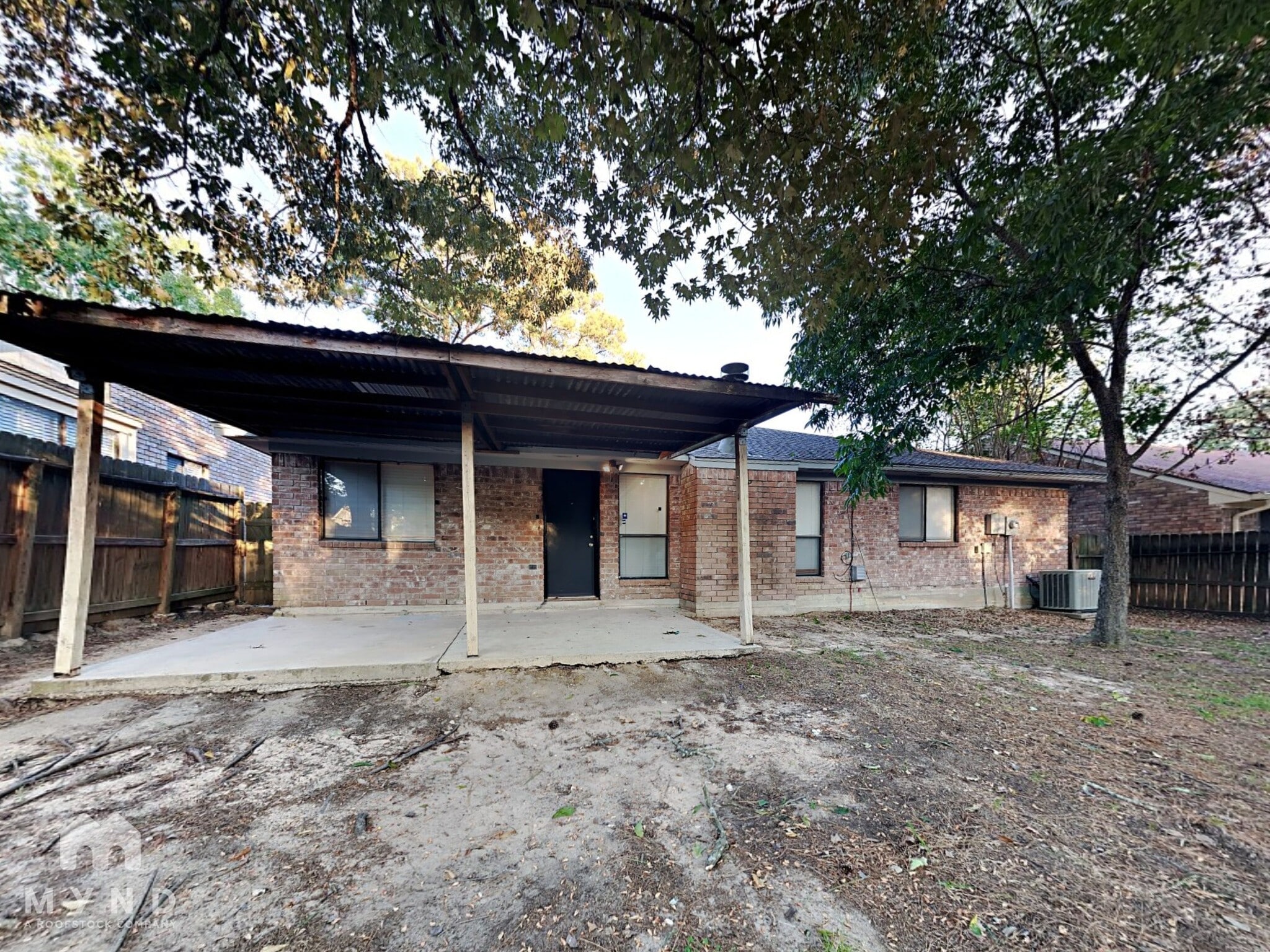Building Photo - 225 Bedford Ln