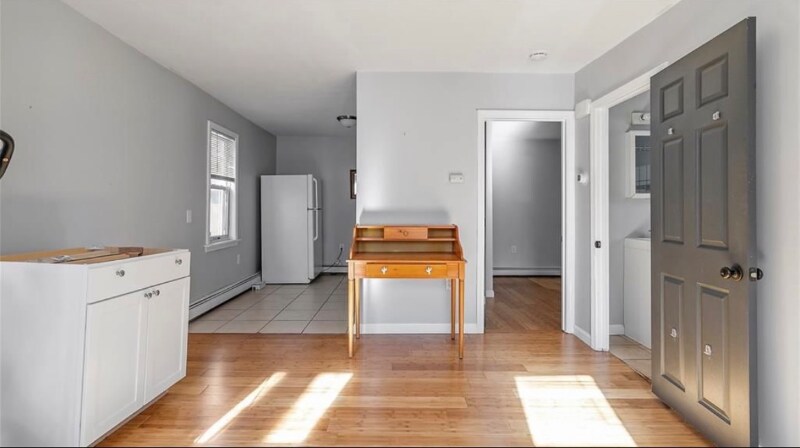 Building Photo - 751 Atwells Ave