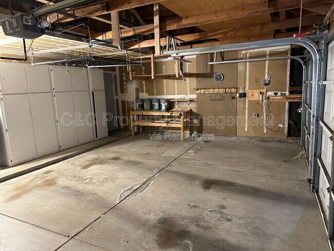 Building Photo - 5926 Palm Springs Ct
