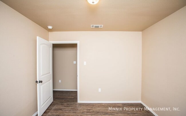 Building Photo - 2402 N. Ave. O-