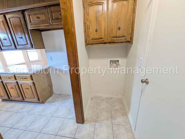 Building Photo - For Lease | Broken Arrow - Union Schools |...