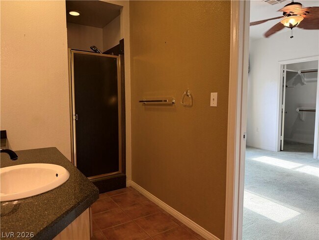 Building Photo - 5320 Fieldstone