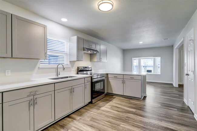 Building Photo - 3918 Cosby St